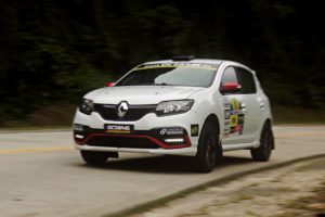 Primeiro Teste do Sandero RS Rally 4 Concluído